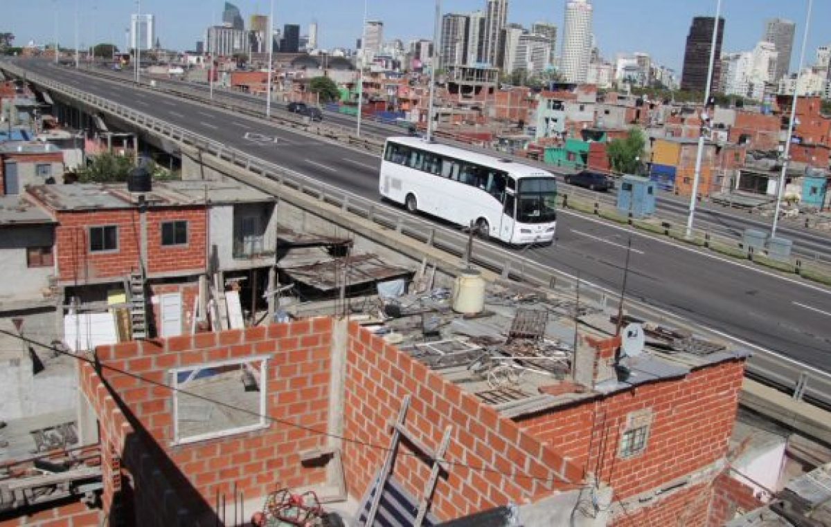 Miseria y despilfarro: la TV alemana mostró la realidad Argentina detrás de los Juegos Olímpicos