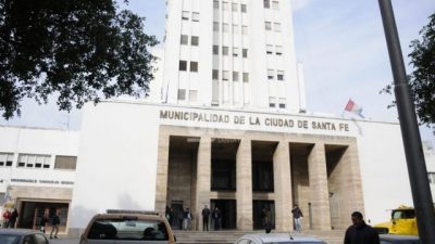 Congelan los sueldos de los funcionarios municipales de Santa Fe hasta diciembre