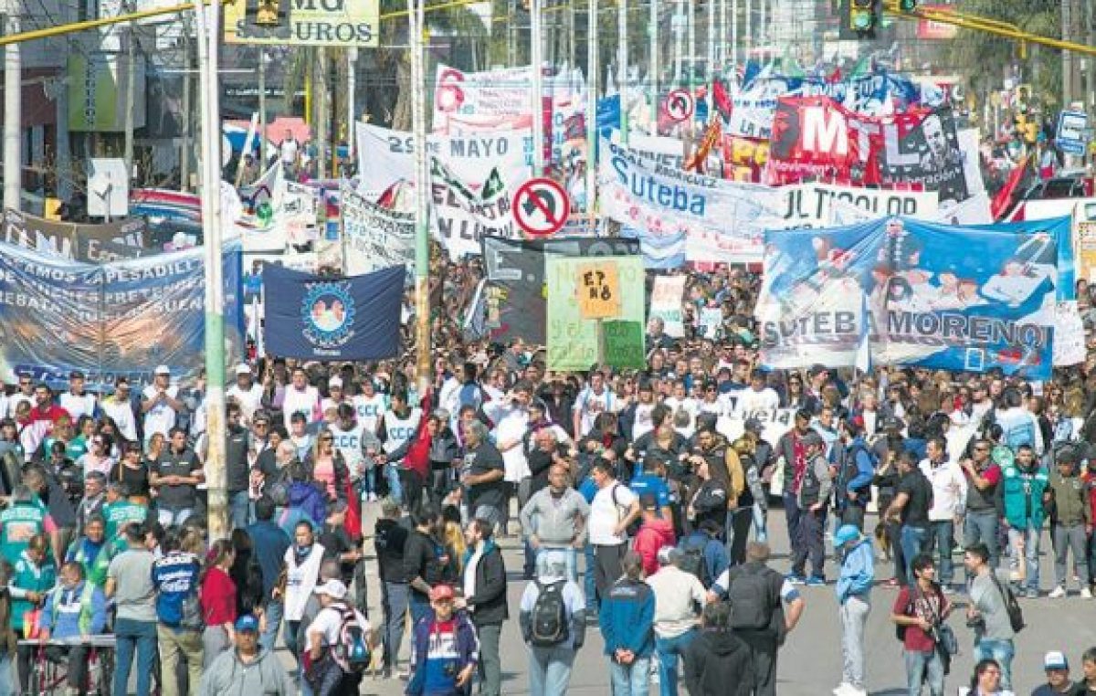 A dos meses, 500 escuelas bonaerenses cerradas