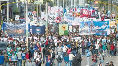 A dos meses, 500 escuelas bonaerenses cerradas