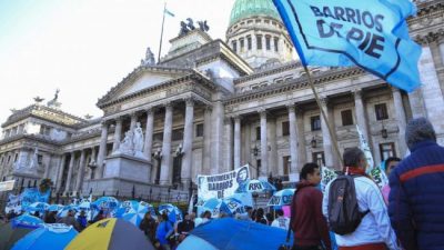 Merendazo frente al Congreso