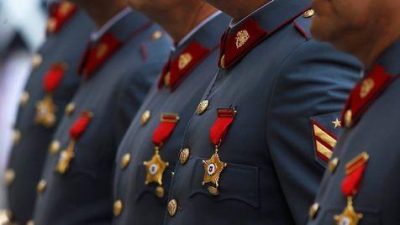 Piñera optó por descabezar la conducción del Ejercito