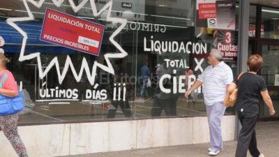 Fuerte caída del poder adquisitivo registra la economía santafesina