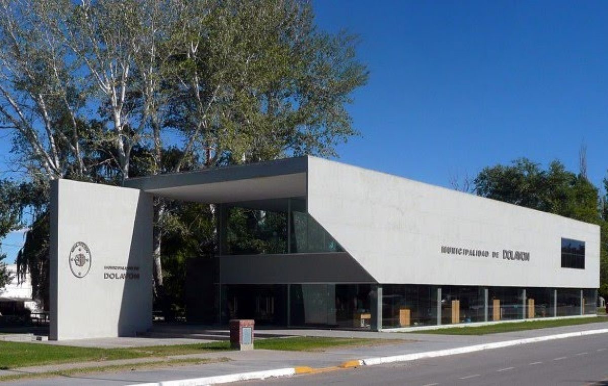 Aumento salarial para los municipales de Dolavon