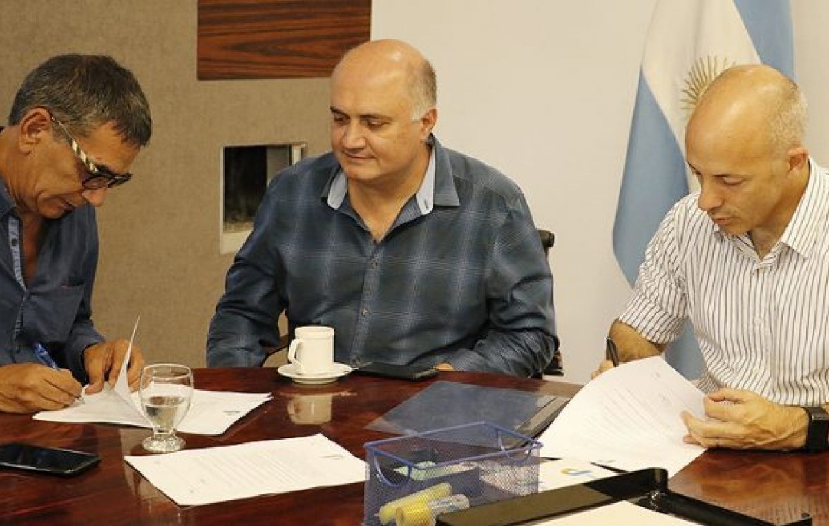 Aumento, escalafón y bono para los trabajadores municipales de Pilar