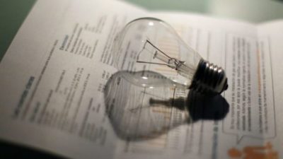 La provincia de Santa Fe asumirá el costo de la tarifa social eléctrica para 250 mil usuarios