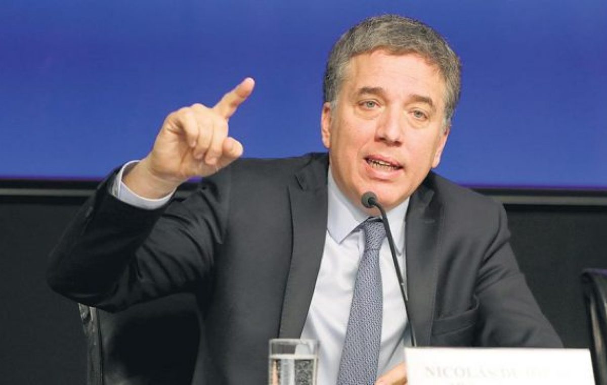 Crece sin freno la deuda y ya es record