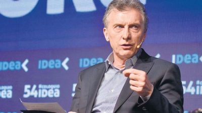 Con la idea fija de ir contra Aerolíneas