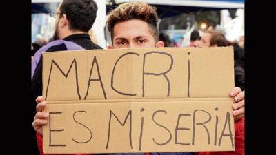 La inflación casi duplica la suba salarial