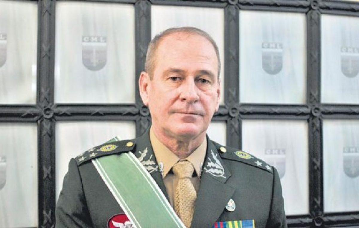Crece la militarización del régimen Bolsonaro