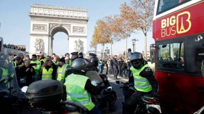 Francia: Segundo día de protestas contra Macron