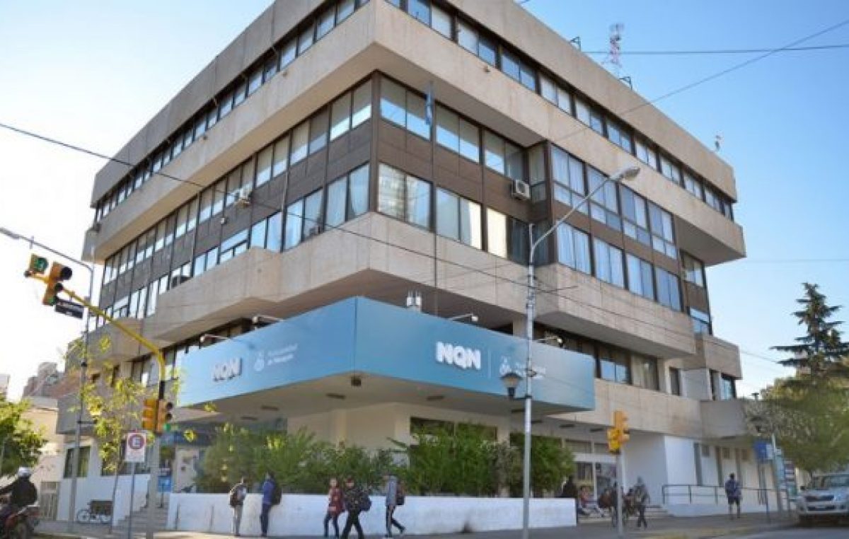 El intendente de Neuquén dará subas salariales por IPC, igual que el Gobernador