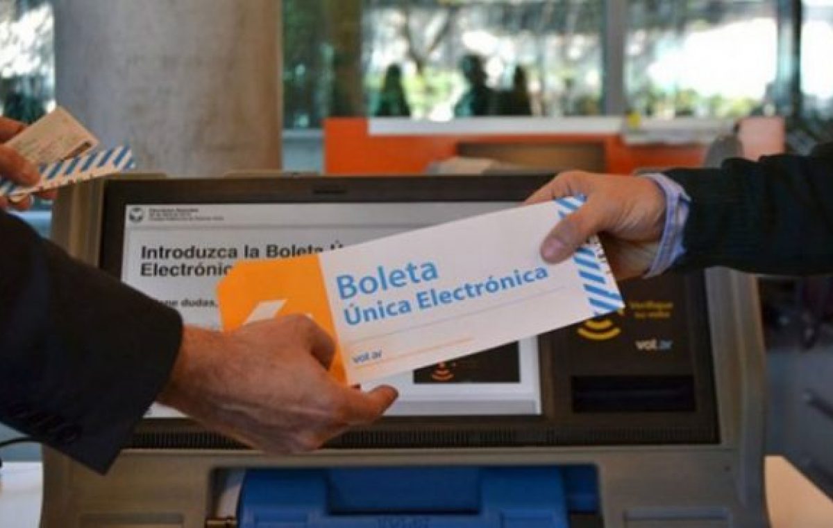 Boleta electrónica: hay 21 municipios neuquinos que hacen ensayos