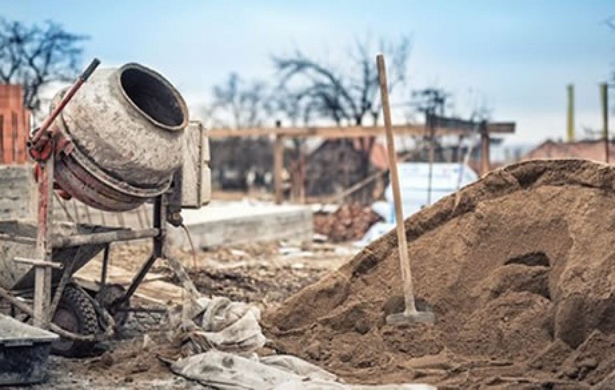 Construcción, en el pozo