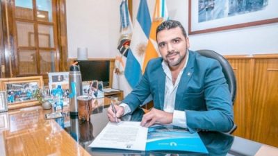 Se firmó en Ushuaia el decreto por el bono de 6 mil pesos