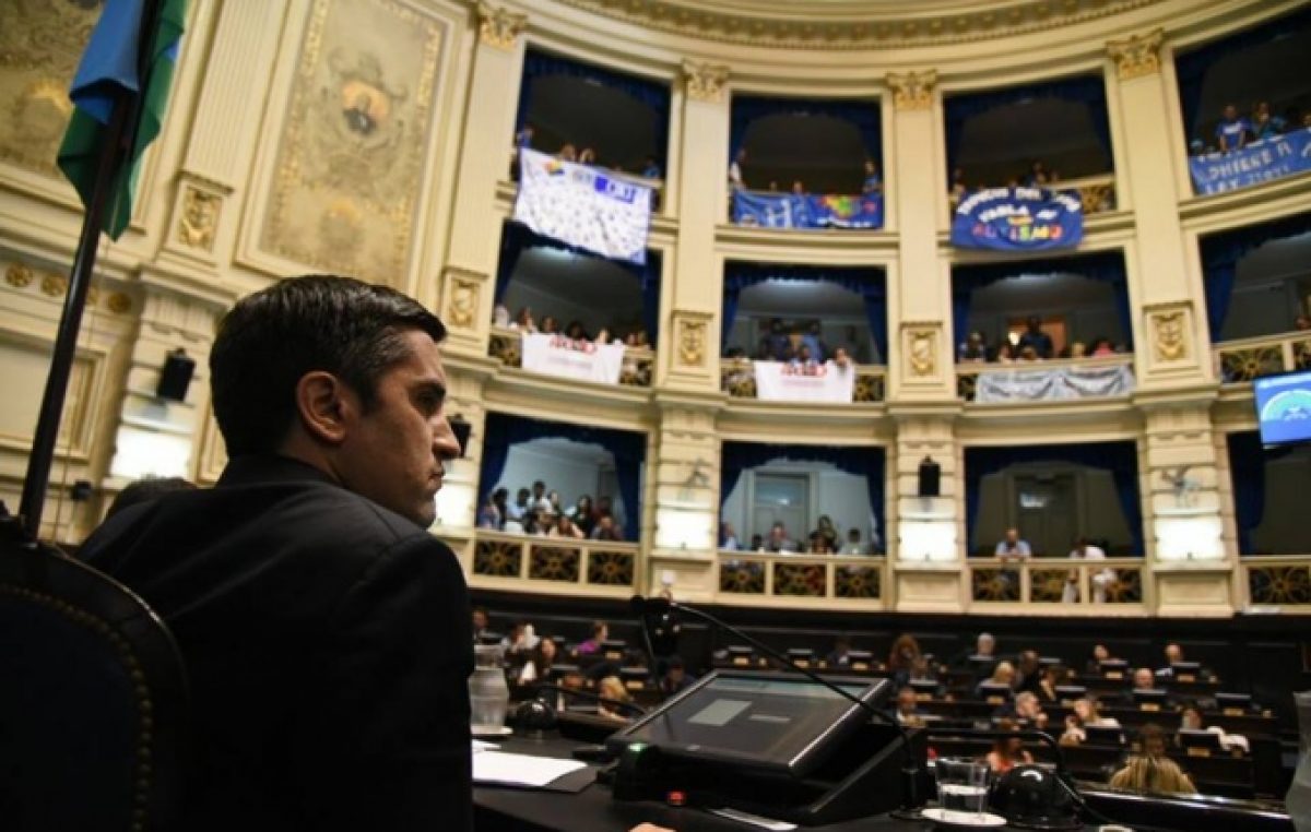 Polémica por el desdoblamiento de elecciones: Mosca no descartó esa chance e Insaurralde le salió al cruce