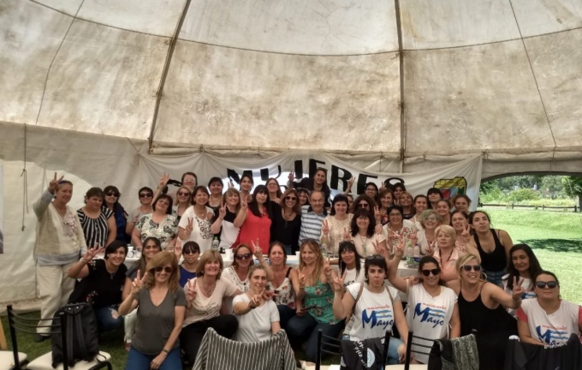 Operativo clamor de las mujeres del peronismo para que Magario sea candidata a Gobernadora