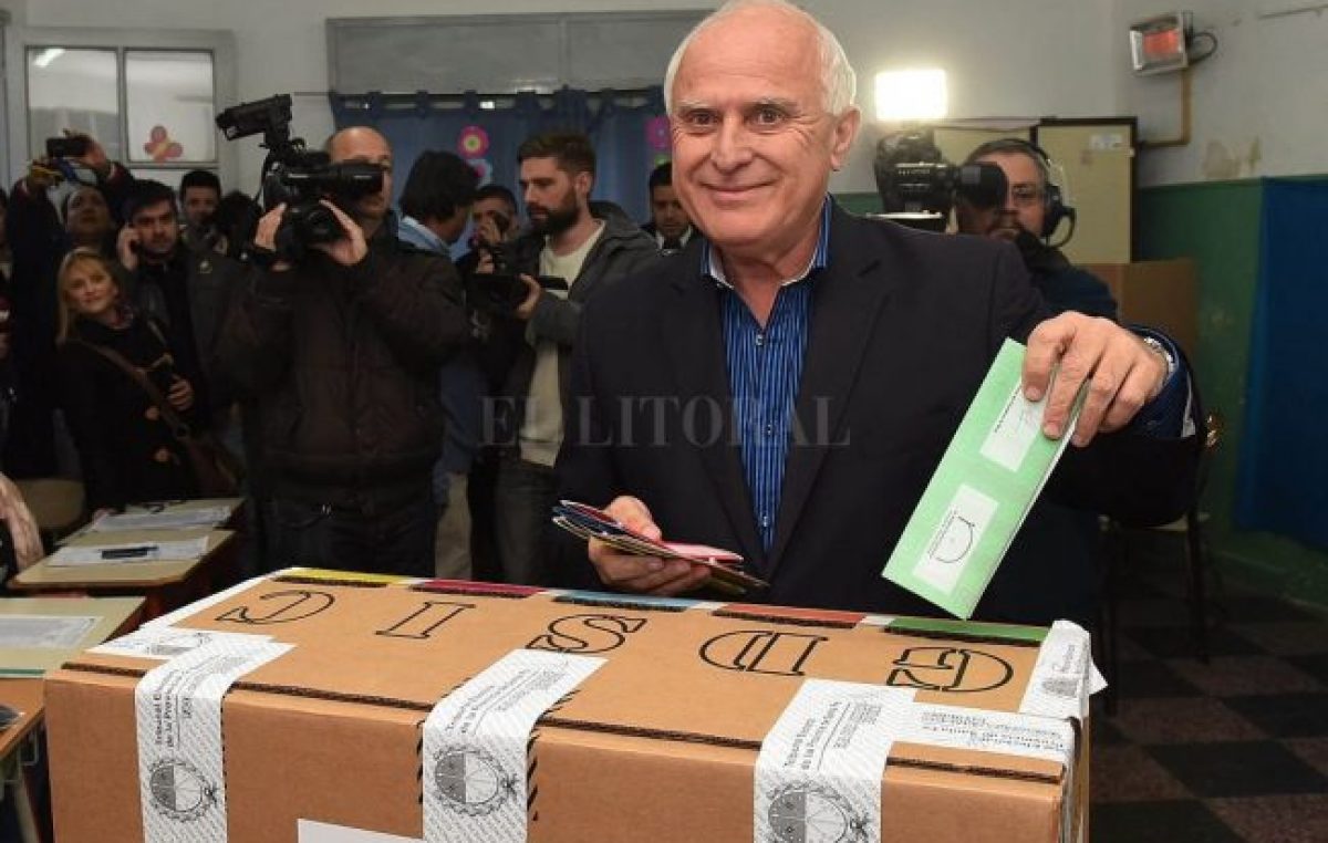 Reforma constitucional santafesina: habrá consulta popular junto a las elecciones de junio