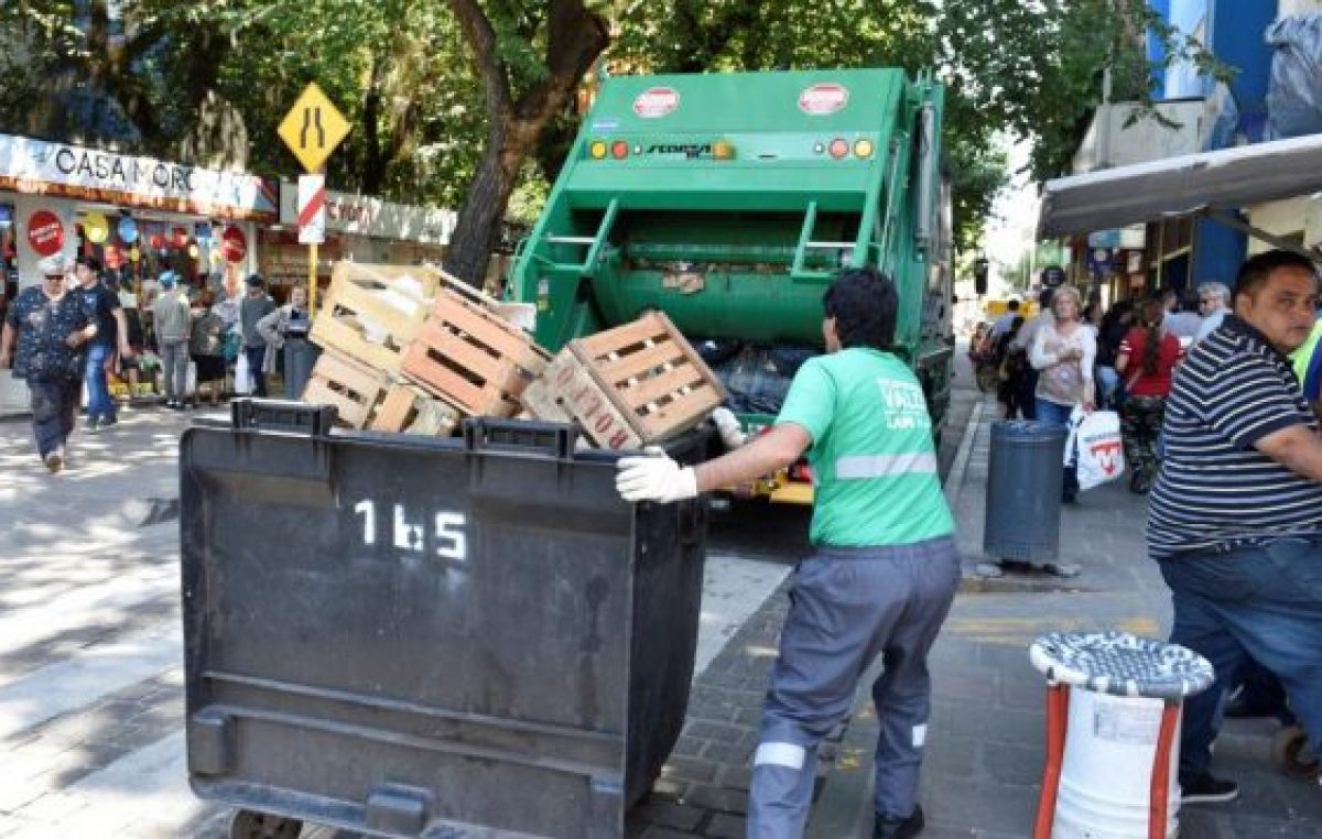 Basura: por ahora, los vecinos cordobeses no ven mejoras con el nuevo sistema