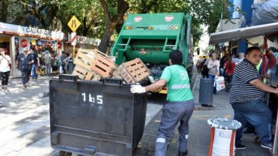 Basura: por ahora, los vecinos cordobeses no ven mejoras con el nuevo sistema