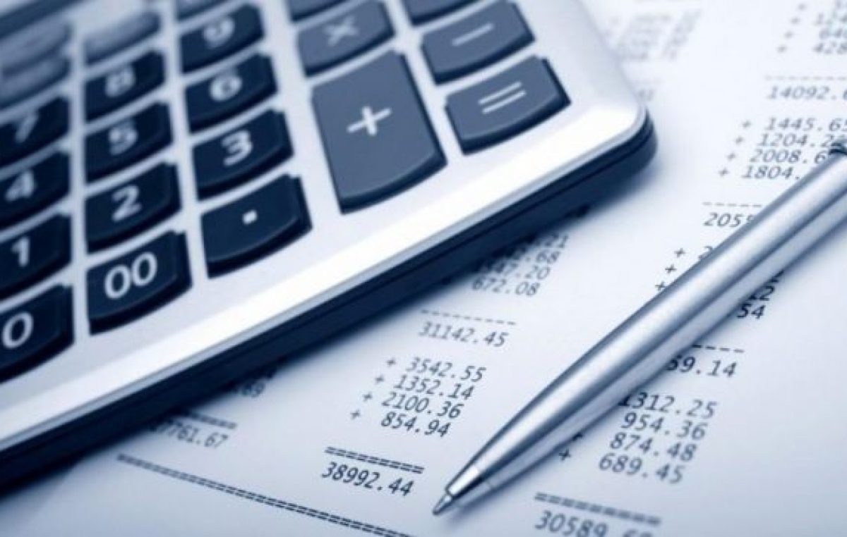 Hay $35 millones para repartir entre los municipios catamarqueños