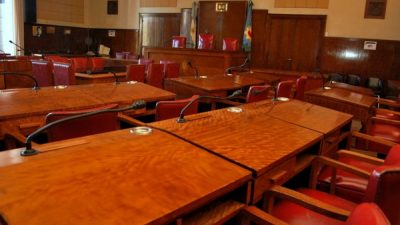 El bloque del intendente de Mar del Plata, cada vez más debilitado en el Concejo