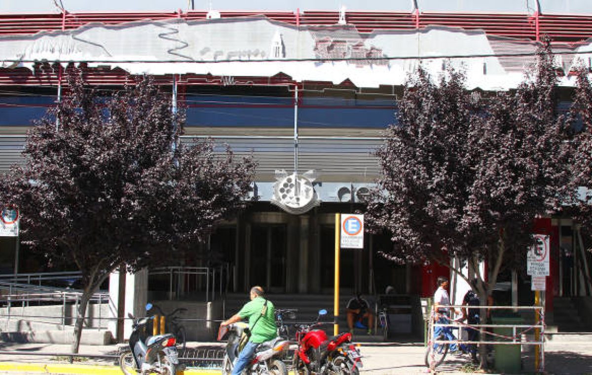 Negocian en Regina el bono de fin de año