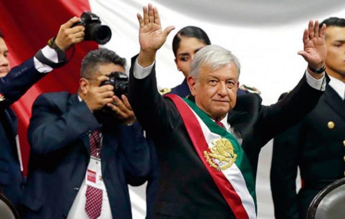 Asumió López Obrador con la promesa de cambio