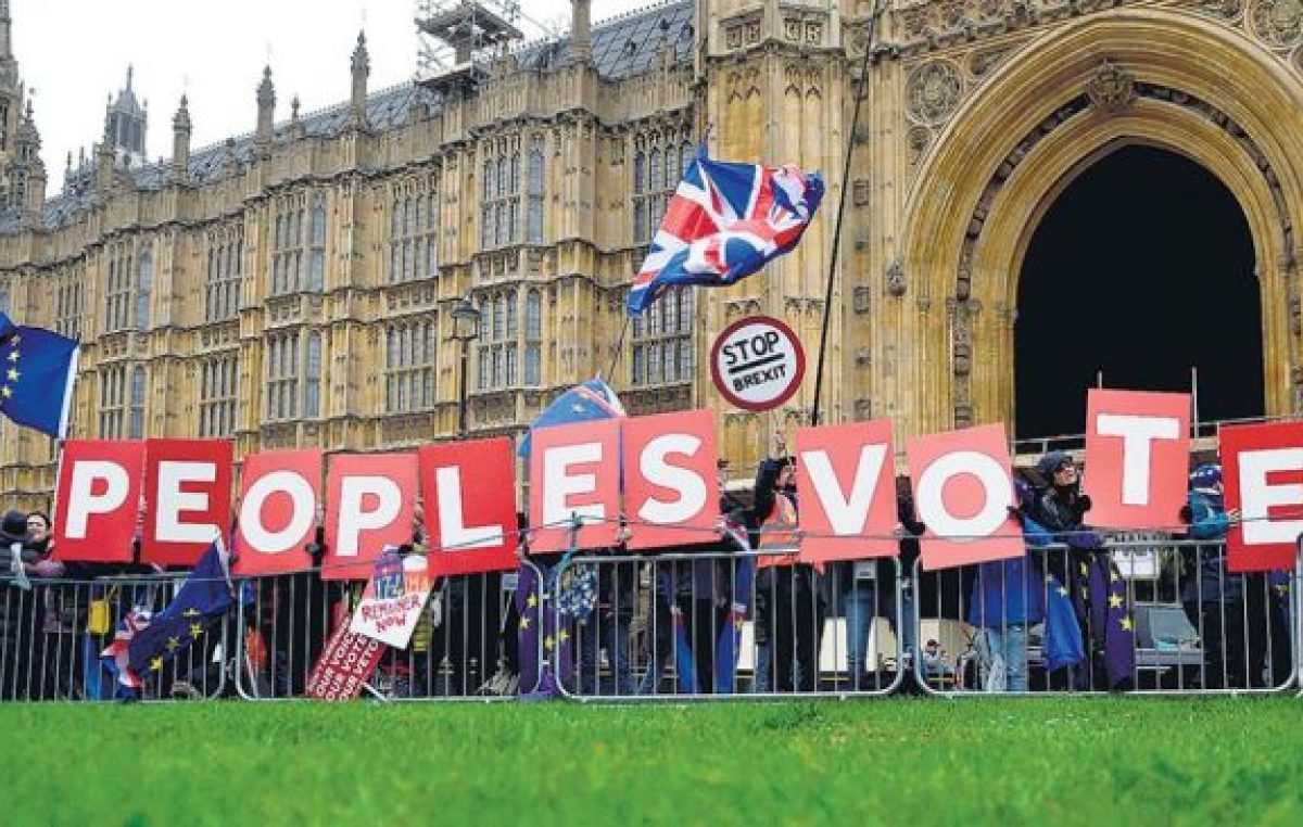 May posterga la votación del Brexit ante la falta de apoyo
