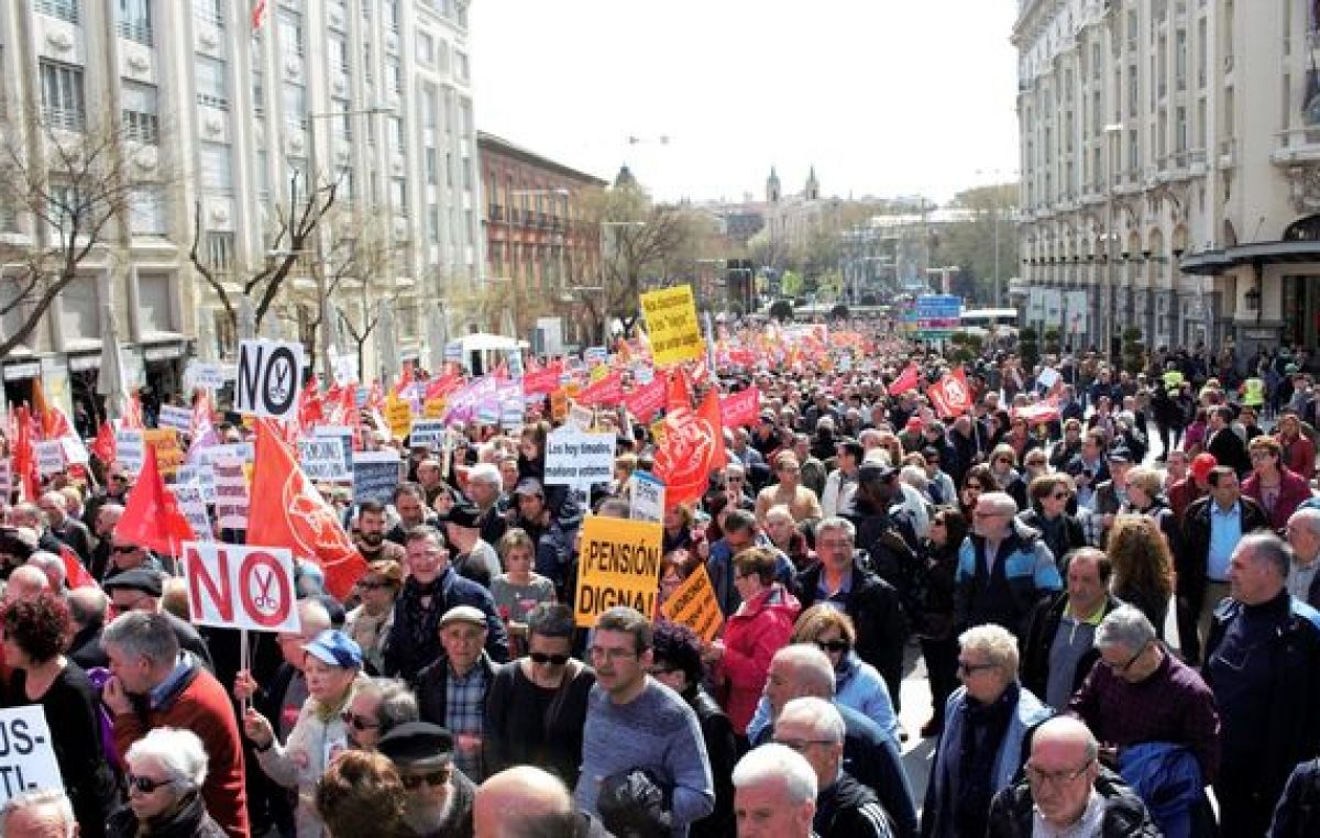 Jubilados españoles se manifestaron por “jubilaciones dignas”