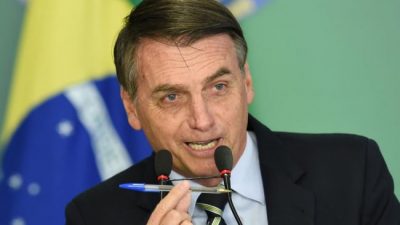 Estreno vacío y torpe