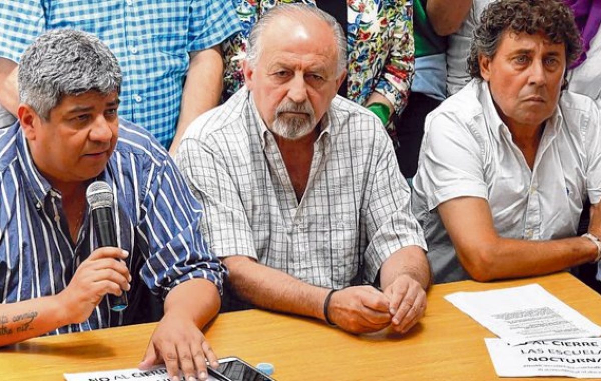 Camioneros y las dos CTA marchan hoy contra los tarifazos
