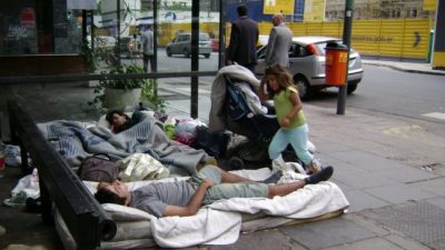 Cada día caen en la pobreza 476 personas en la Ciudad de Buenos Aires