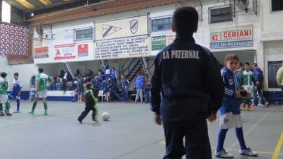 El 2019 para los clubes de barrio:“Están agrediendo a la gente más humilde”