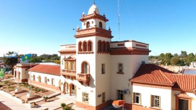 Paro de trabajadores municipales en Villarino: “No podemos subsistir”