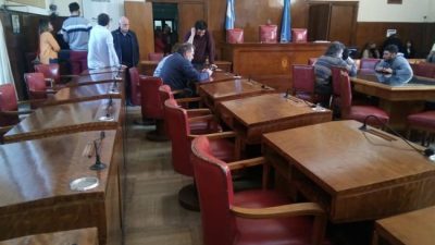 Mar del Plata: Empleados del Concejo con quite de colaboración por falta de pago