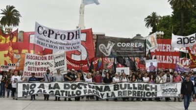 Un gatillo fácil cada 22 horas