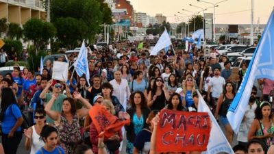 Macri estuvo en Madryn y los vecinos protestaron