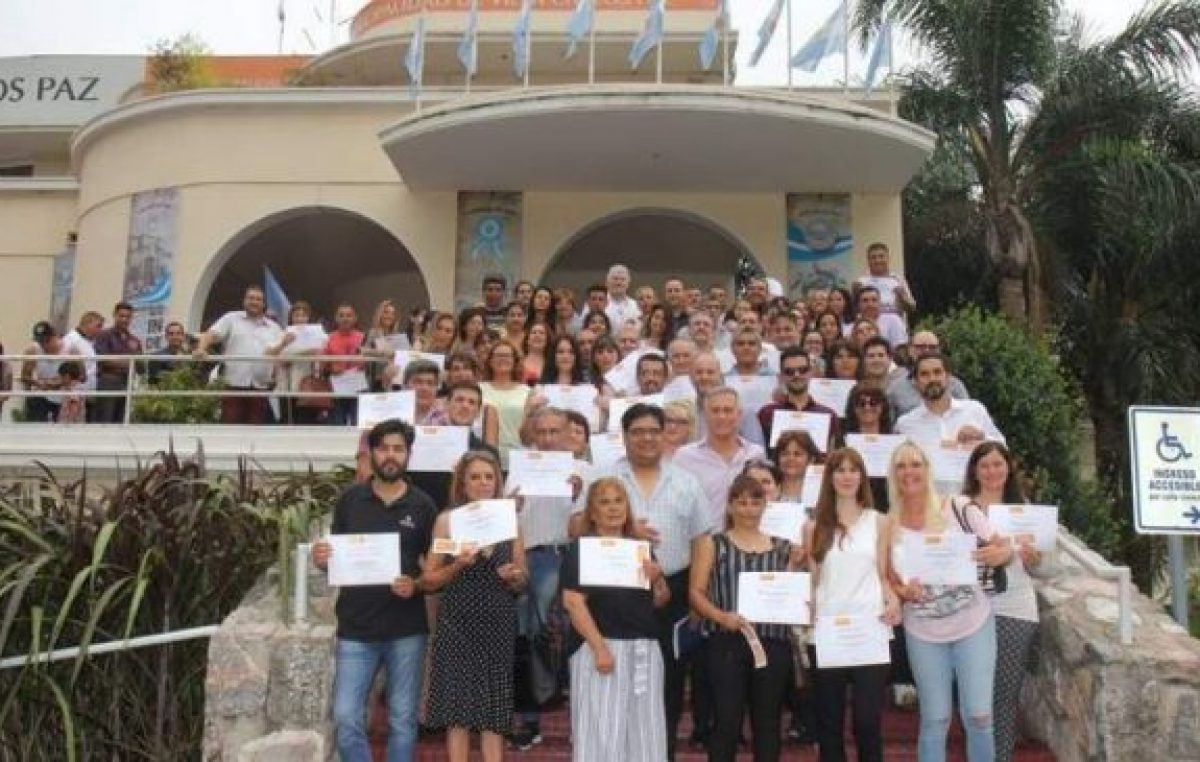 Carlos Paz: Los 95 municipales que pasaron a planta permanente recibieron sus decretos