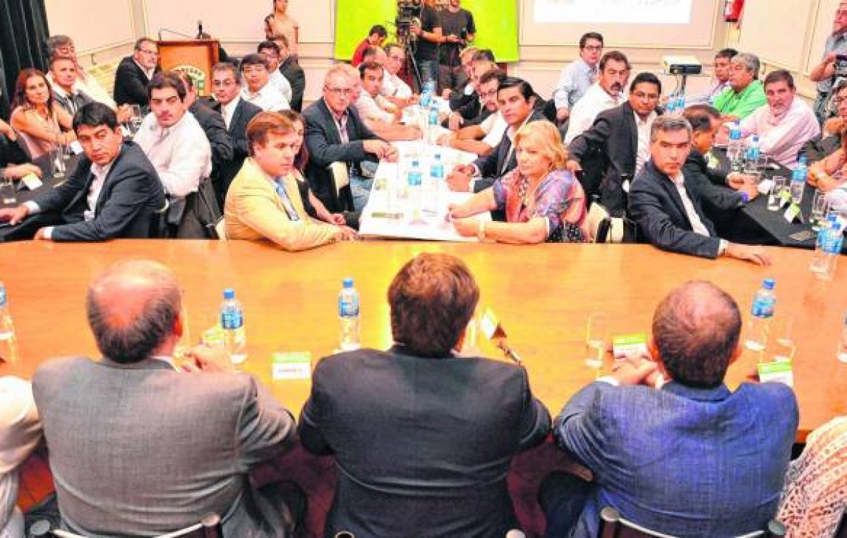 Río Negro: los municipios evalúan, pero se enfilan para votar en junio