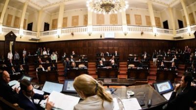 Los legisladores mendocinos lograron más de 40.000 pesos de aumento en 2018