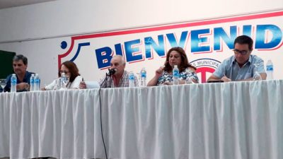El conflicto entre los municipales y el gobierno continuará en febrero