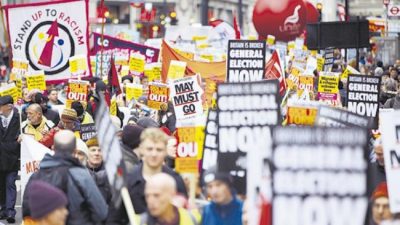 El Brexit puede descarrilar a Corbyn