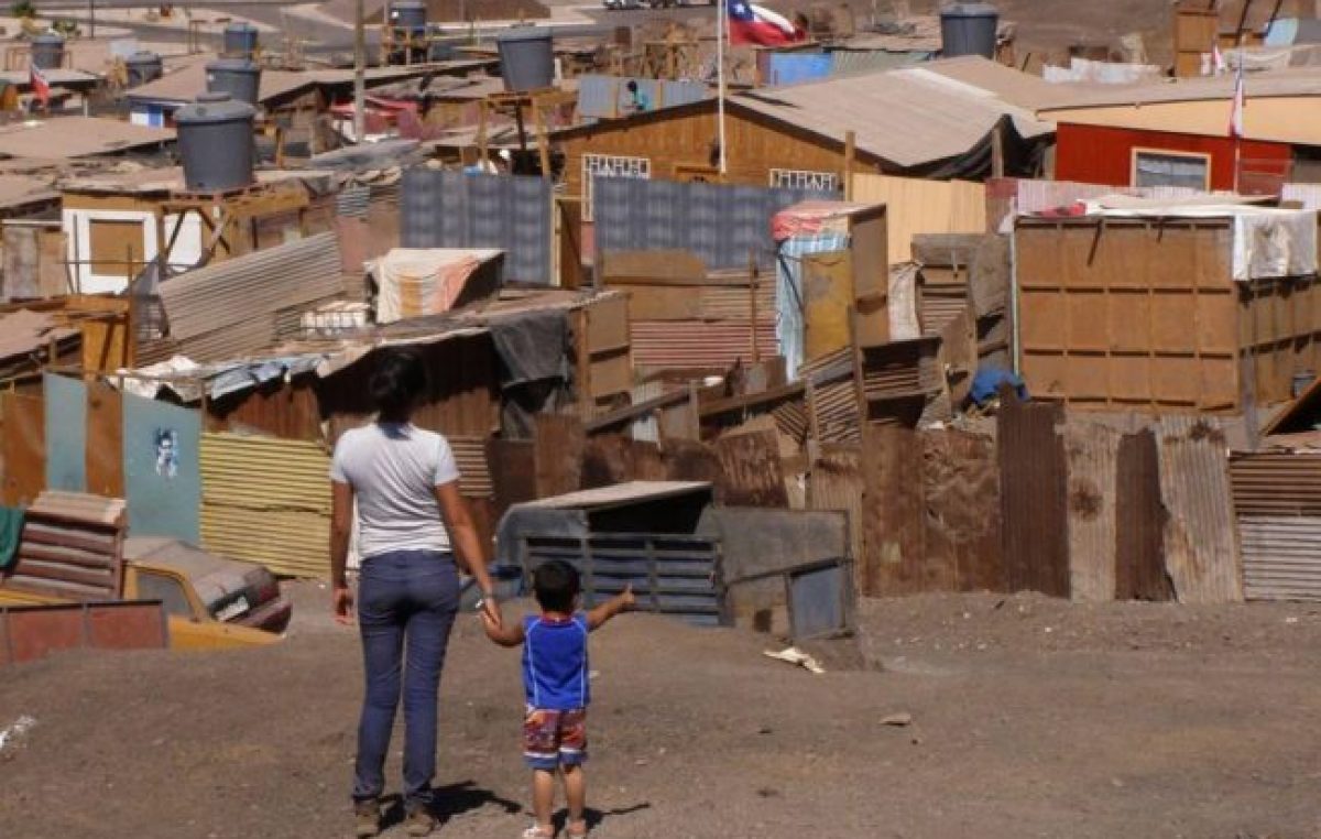 Para los pobres, la inflación del año pasado trepó al 52,9% y para los indigentes fue del 53,5%