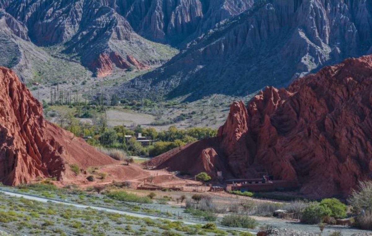 Legisladores aprobaron la expropiación del Cerro de Siete Colores y del Paseo de los Colorados