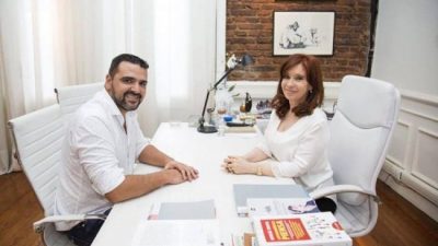 Cristina y el intendente de Ushuaia con la unidad como objetivo