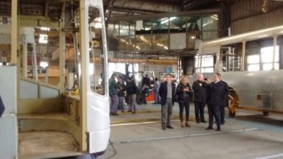 Dolor en Metalpar: Cierra la fábrica de carrocerías para colectivos más grande del país