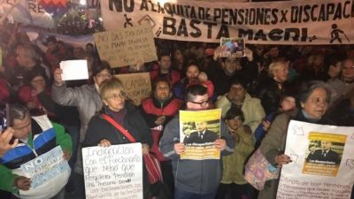 El Gobierno se lanza de nuevo contra las pensiones por discapacidad