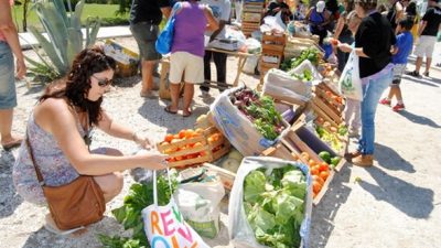 Río Colorado y Valle Medio: Las ferias se consolidan porque los sueldos rinden menos