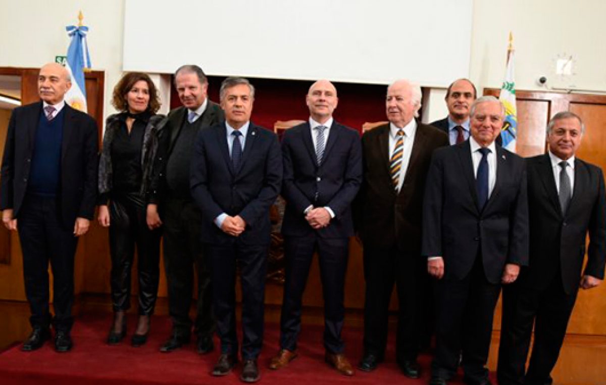El Gobierno mendocino apuesta al pleno de la Corte para impedir la reelección de intendentes